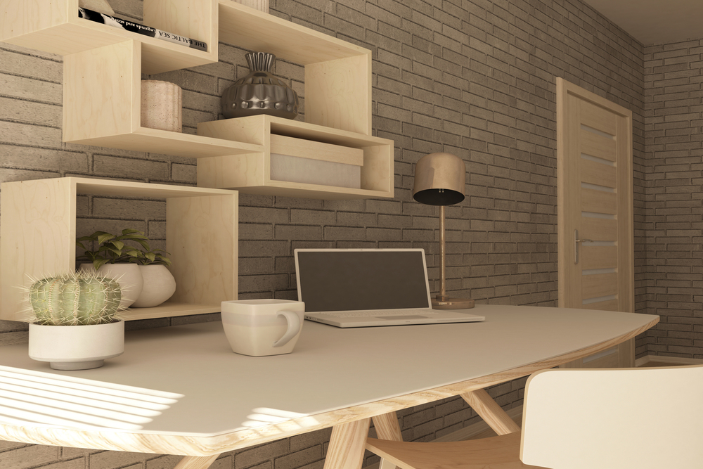 Oficina en casa con muebles de madera de pino en tonos claros, perfecta para un ambiente cálido y moderno.